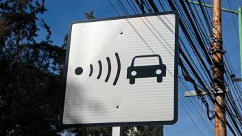 La DGT vigila un nuevo radar que amenaza a los conductores ruidosos en un radio de 15 metros