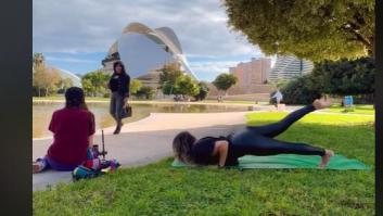 El comentario que les hace una mujer en pleno parque provoca carcajadas: para escucharlo en bucle