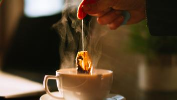 Ni entre 40º ni 60º: entre estas temperaturas debes hervir el té más consumido en España
