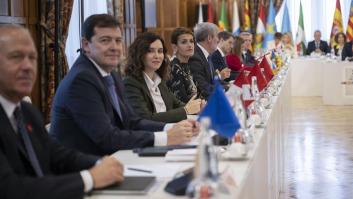 Mucho debate y pocas 'nueces': la Conferencia de Presidentes acaba sin acuerdos y con una foto por la "normalización"