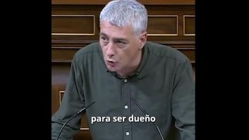 Un diputado no se calla mientras habla Oskar Matute y éste suelta una frase para enmarcar