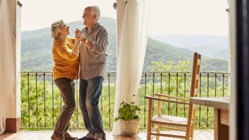 Cada vez hay más centenarios y una investigación analiza la sangre de 44.000 personas para dar con su secreto