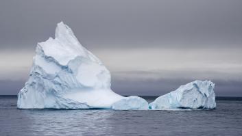 El mayor bloque de hielo del planeta que navega de manera descontrolada amenaza con chocar con una isla