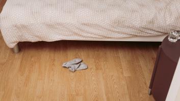Dormir con los calcetines puestos: la psicología destapa qué hay detrás