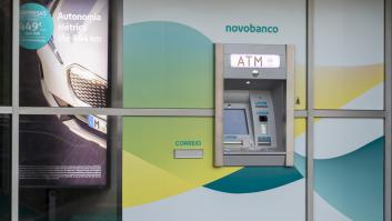 Piden para nuestra protección vigilar tres zonas rojas de un cajero automático antes de sacar dinero