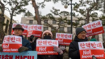 Un tribunal autoriza prorrogar la detención del expresidente surcoreano Yoon Suk Yeol