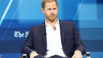 Los dos poderosos enemigos del príncipe Harry que no perdonan tan fácilmente como Carlos III