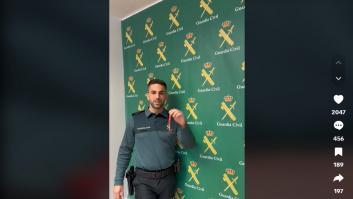La Guardia Civil avisa de que esta pulsera "es un arma prohibida": se monta el lío porque muchos dicen tenerla