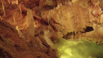 El "destino mágico" no muy lejano a España que descubrieron dos cazadores por accidente