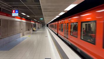 Desalojan constantemente a este hombre porque alguien viaja usurpando su identidad: todo apunta a alguien muy cercano