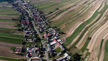 El curioso caso del pueblo donde sus 5.000 habitantes viven en una sola calle
