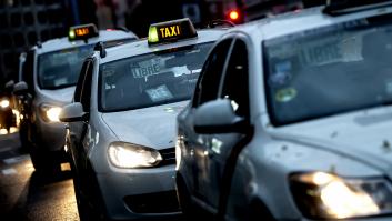 Los taxis de Zaragoza lucen una nueva pegatina y pocos saben el significado que esconde