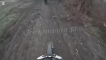 Un soldado ruso graba su ataque en moto que termina en fracaso absoluto