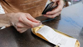 Pide la cuenta en un restaurante y ojo al mensaje que le ponen debajo: para muchos, una genialidad
