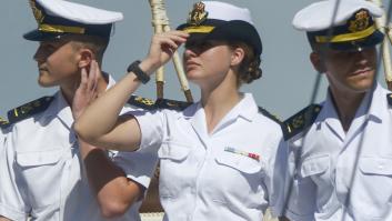En Francia ven algo en los brazos de Leonor y lo destacan hasta en los titulares