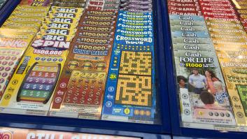 Se desmaya tras ganar 3 millones a la lotería y nada más recuperarse se gana al lotero con su gran promesa