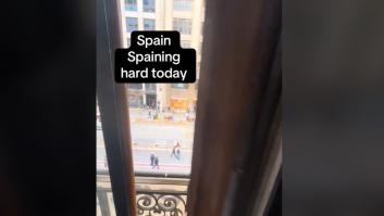 Se asoma a la ventana en Valencia y lo que ve resume para muchos lo que es España