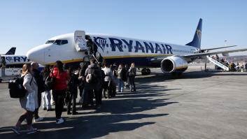 Ryanair acude a los tribunales para denunciar a un pasajero problemático con la idea de conseguir miles de euros y la prohibición a volar