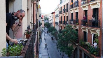 Del pádel entre ventanas a los horarios para pasear: vivencias distópicas que dejó la pandemia