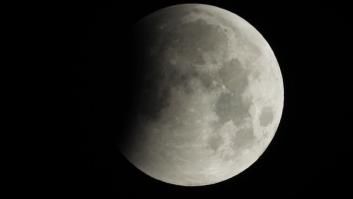 Así ha sido el eclipse lunar visto desde las Islas Canarias
