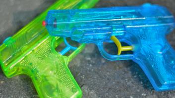 Muchos serían multados en España si se aplicara la ley sobre pistolas de agua que está vigente en este estado de EEUU