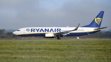 Van al aeropuerto para su viaje soñado, Ryanair les deja en tierra y descubren que es por una norma poco conocida sobre el pasaporte