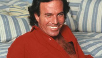 Julio Iglesias, el "icono de la derecha madrileña" que triunfó en el mundo: "No es un guapo tan evidente como Luis Miguel ni tiene el chorro de voz de Sinatra"
