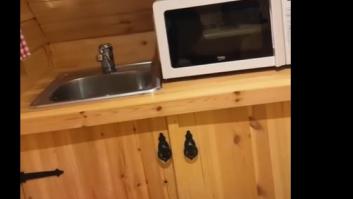 Creen que entran en un "bungaló de ensueño" y al abrir la puerta se llevan la sorpresa de sus vidas