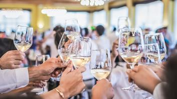 Los restaurantes españoles se preparan para recibir la medida de la 'bolsa de vino' para los clientes por la nueva tasa de alcoholemia