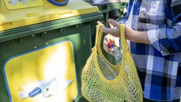 La paradoja de los depósitos de reciclaje: terminan generando más residuos
