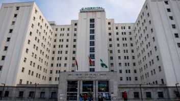 Un incendio en un hotel de Atarfe (Granada) obliga a desalojar a 35 personas y a hospitalizar a otras siete