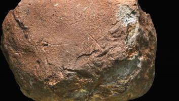 Hasta Reino Unido llega el gran hallazgo de grafismos de 200.000 años de antigüedad en una cueva de España