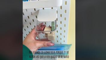 Los niños dicen que no usan la goma rosa "porque es de niñas" y su profesora les da esta lección para siempre