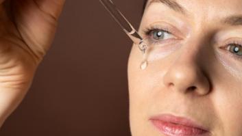 "Es como bótox en una botella": el sérum que ha conquistado a este dermatólogo