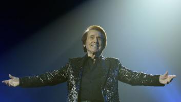 El cantante Raphael "está fenomenal" y su recuperación es "estupenda", según su esposa