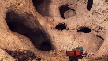 La mina en ruinas reabre para bañar en oro a Europa con un mineral extraño