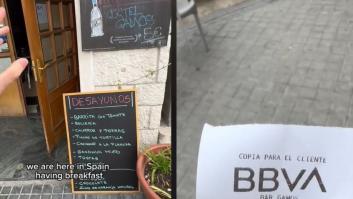 Un americano llega a Madrid, pide un café y una barrita con tomate y se queda en shock con lo que le cobran: miles de comentarios