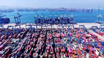 China condena la "naturaleza chantajista" de EEUU y anuncia que llegará "hasta el final" en la guerra arancelaria