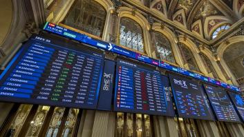 El IBEX rebota en su mejor sesión en dos años y recupera un 2'37% tras tres días de pánico en las Bolsas mundiales