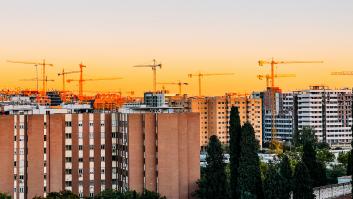 La realidad invisible del Plan Vive: "No son viviendas sociales si se gestionan como un fondo buitre"