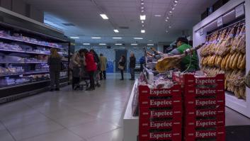 Su abuela llega a España desde Cuba y su reacción con este producto tan habitual de Mercadona no deja de verse