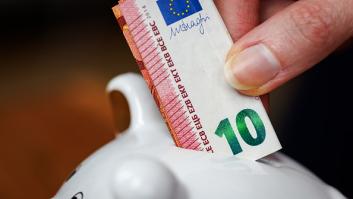 Un analista muestra a los españoles cómo ahorrar más de 1.300 euros al año con el objeto que todos tenemos en casa