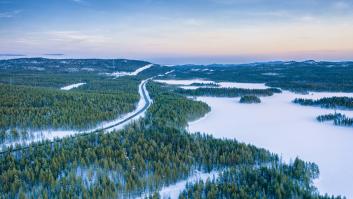 El vecino europeo de Rusia planta cara a Putin y pone la primera piedra de un ambicioso proyecto de protección