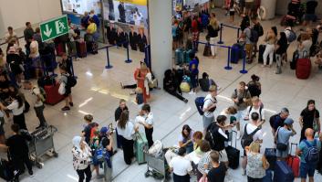 Furia en Reino Unido por las condiciones "repugnantes" para los turistas en este aeropuerto español