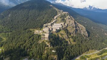Unos jóvenes son rescatados en helicóptero de su excursión en la montaña porque estaban cansados