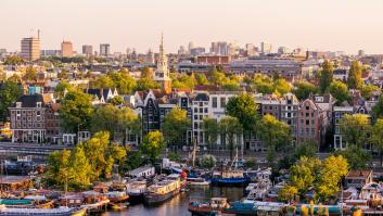 Una familia holandesa se cansa de Ámsterdam y compra un pueblo abandonado de Burgos: "Queremos construir una nueva cultura y comunidad"