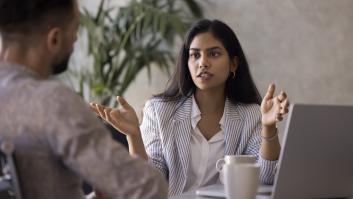 Aplica a una oferta de laboral y acaba denunciando la entrevista de trabajo más medieval: "Lo que me pidió el jefe para que me contrataran"