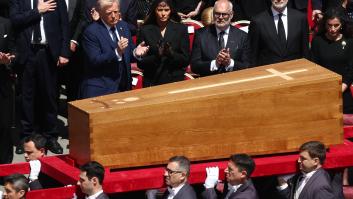 Un cónclave antes del cónclave, el saludo de Felipe VI a Trump y el recuerdo a Francisco: las anécdotas del funeral del papa