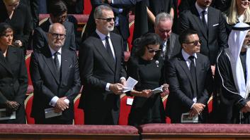 Uno de los grandes expertos mundiales dicta una contundente sentencia sobre estas fotos de Felipe VI y hay miles de reacciones