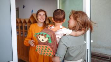 Una joven de 20 años se va de niñera a Tailandia y lo que ve allí la deja impactada: "Quedas a su merced"